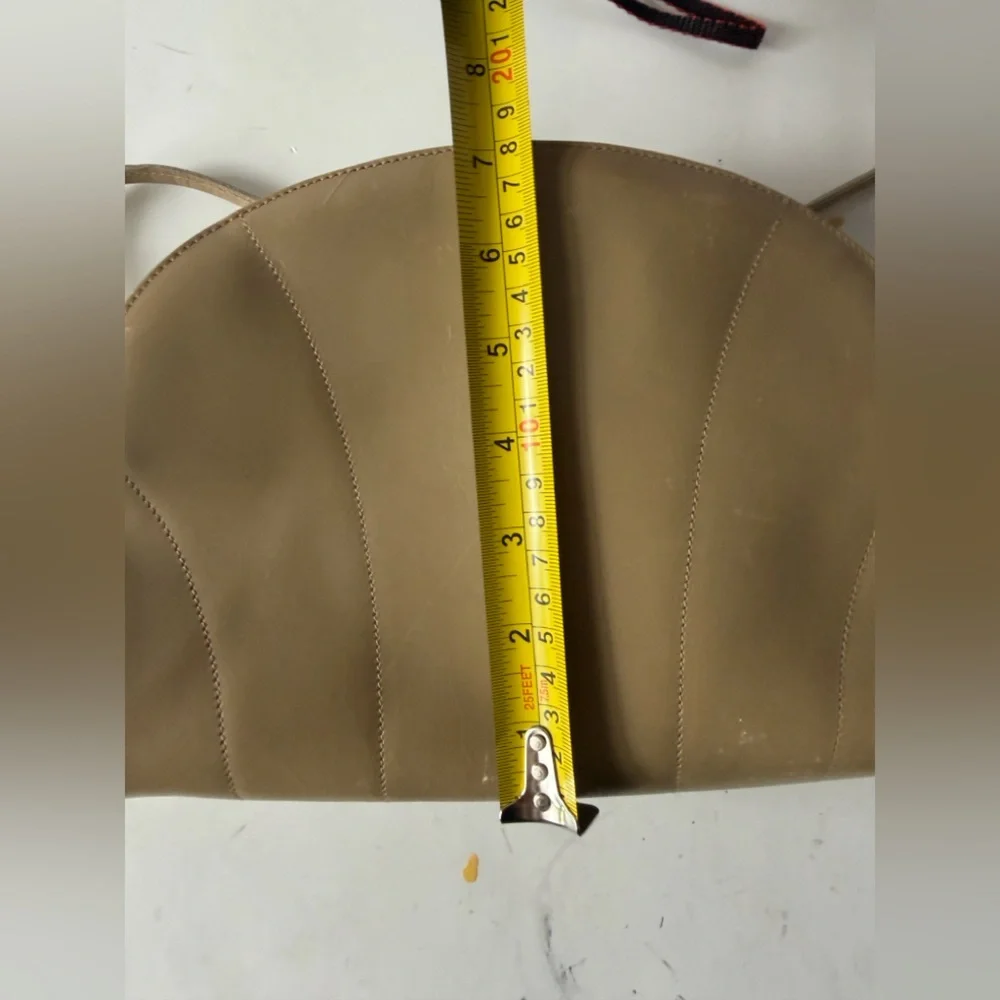 Salvatore Ferragamo ‎ Leather Bag